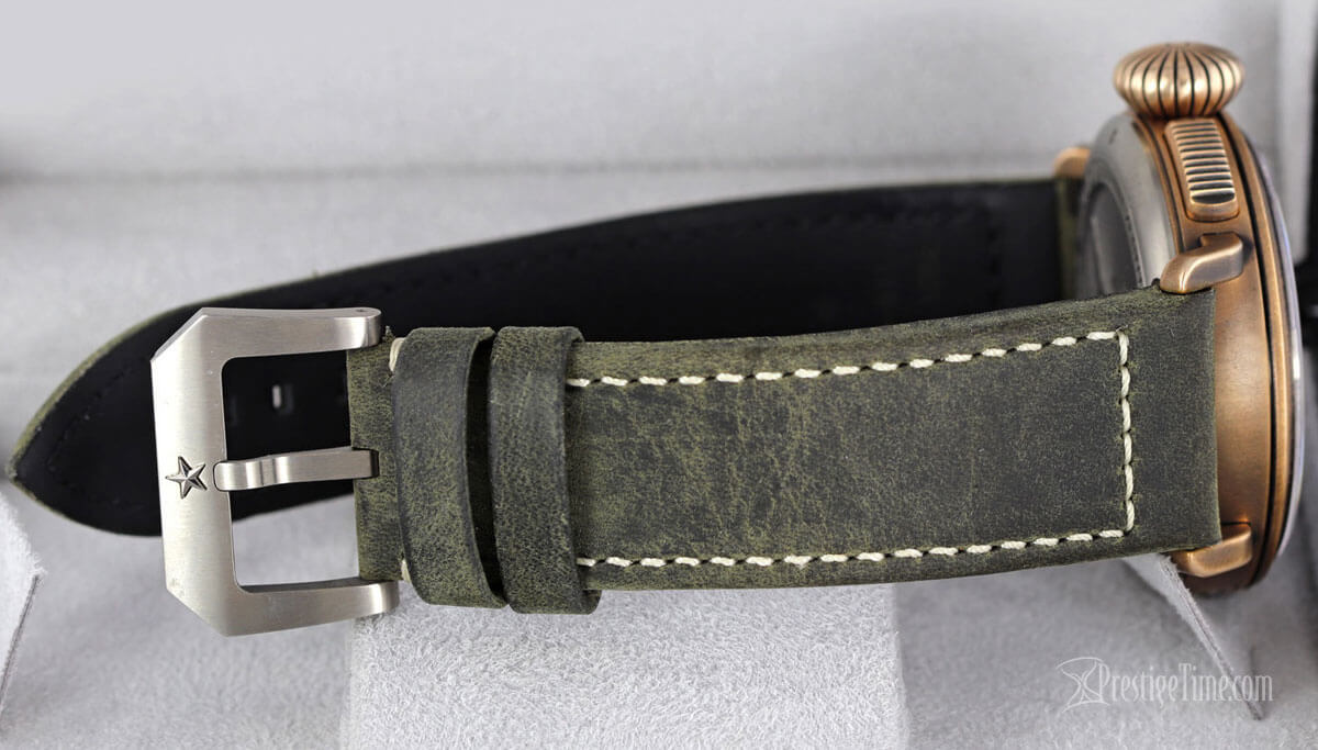 nubuck leather strap in green