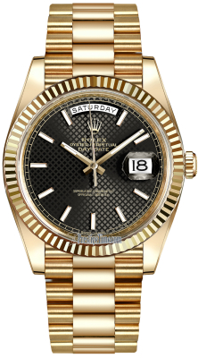 228238 Black Diagonal Index