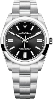 124300 Black