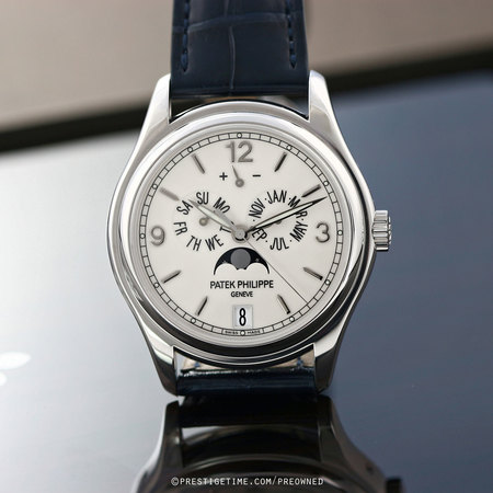 Pre-owned Patek Philippe Annual Calendar 5146g-001
