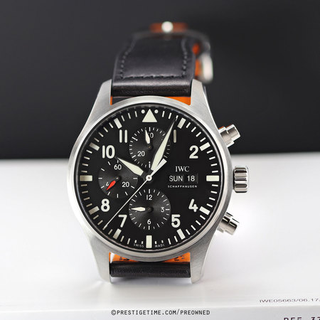 Pre-owned IWC Pilot's Watch Chronograph iw377709