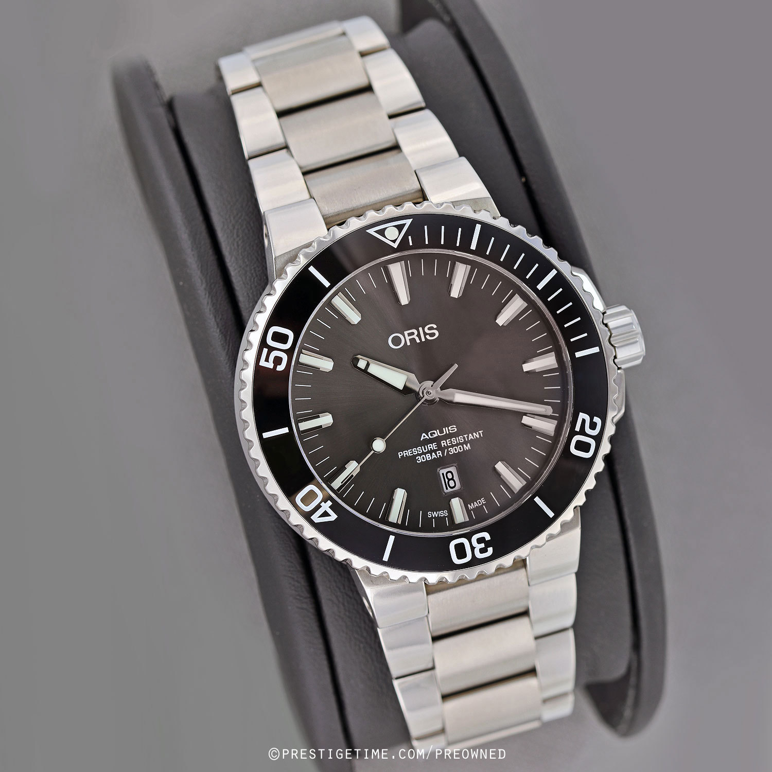 Pre-owned Oris Aquis Date 43.5mm 01 733 7730 7153-07 8 24 15PEB