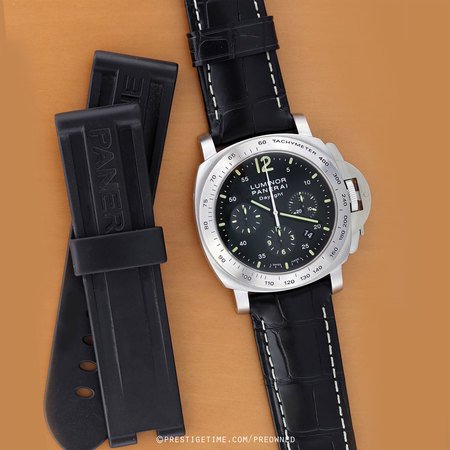Pre-owned Panerai Luminor Chrono Daylight 44mm pam00250