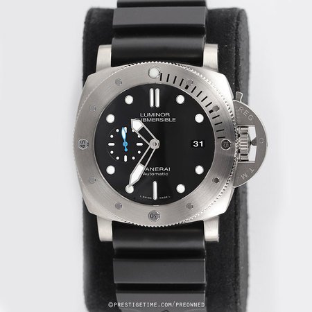Pre-owned Panerai Luminor Submersible 1950 47mm pam01305