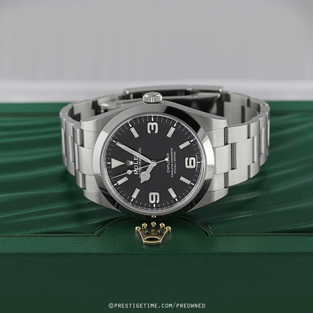 Pre-owned Rolex Explorer 39mm 214270