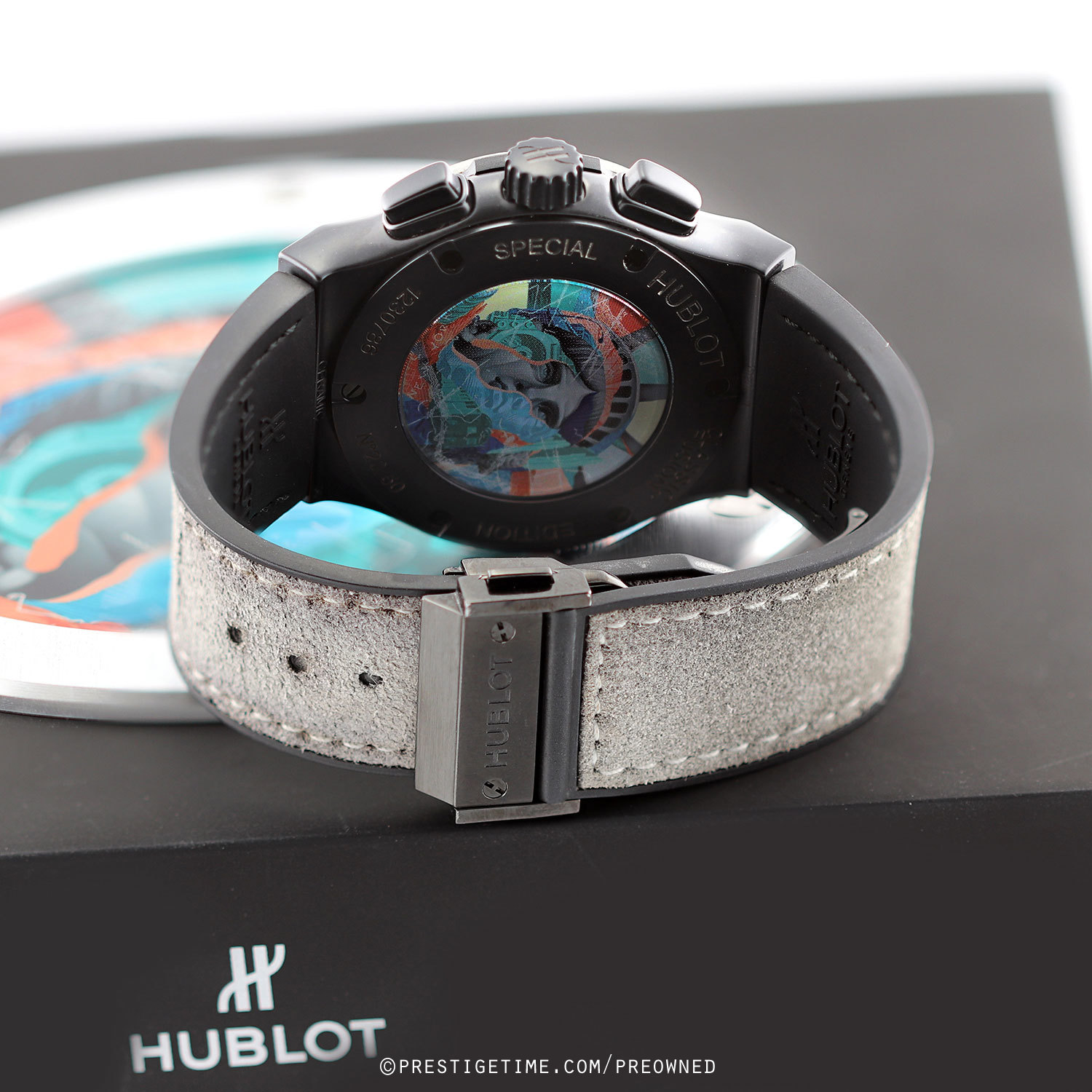concrete hublot