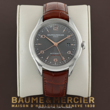 Pre-owned Baume & Mercier Clifton Automatic Dual Time 43mm 10111