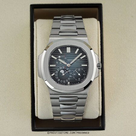 Pre-owned Patek Philippe Nautilus Date Moonphase 5712/1a-001