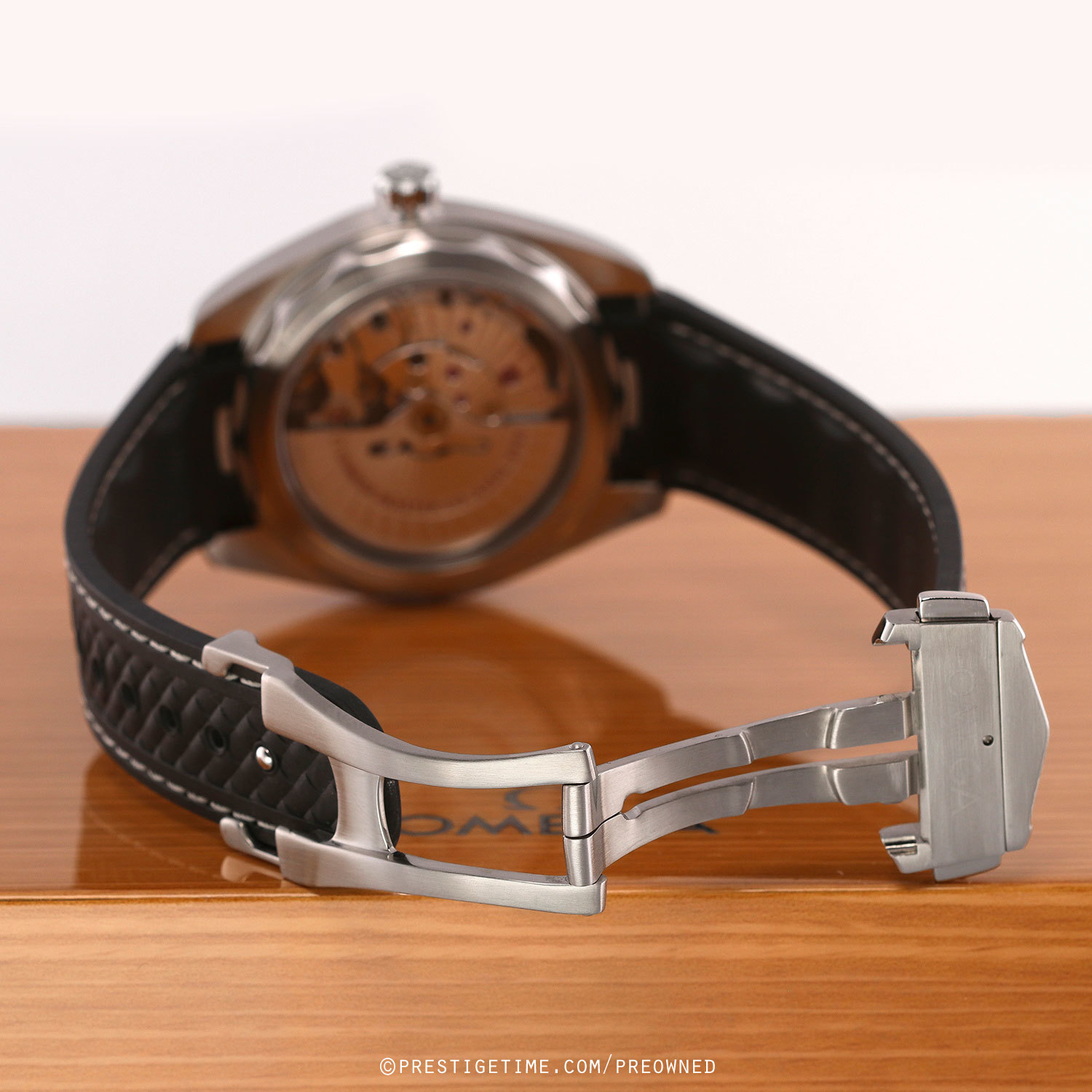 Pre-owned Omega Aqua Terra 150M Master Chronometer 41mm 220.12.41.21.01.001