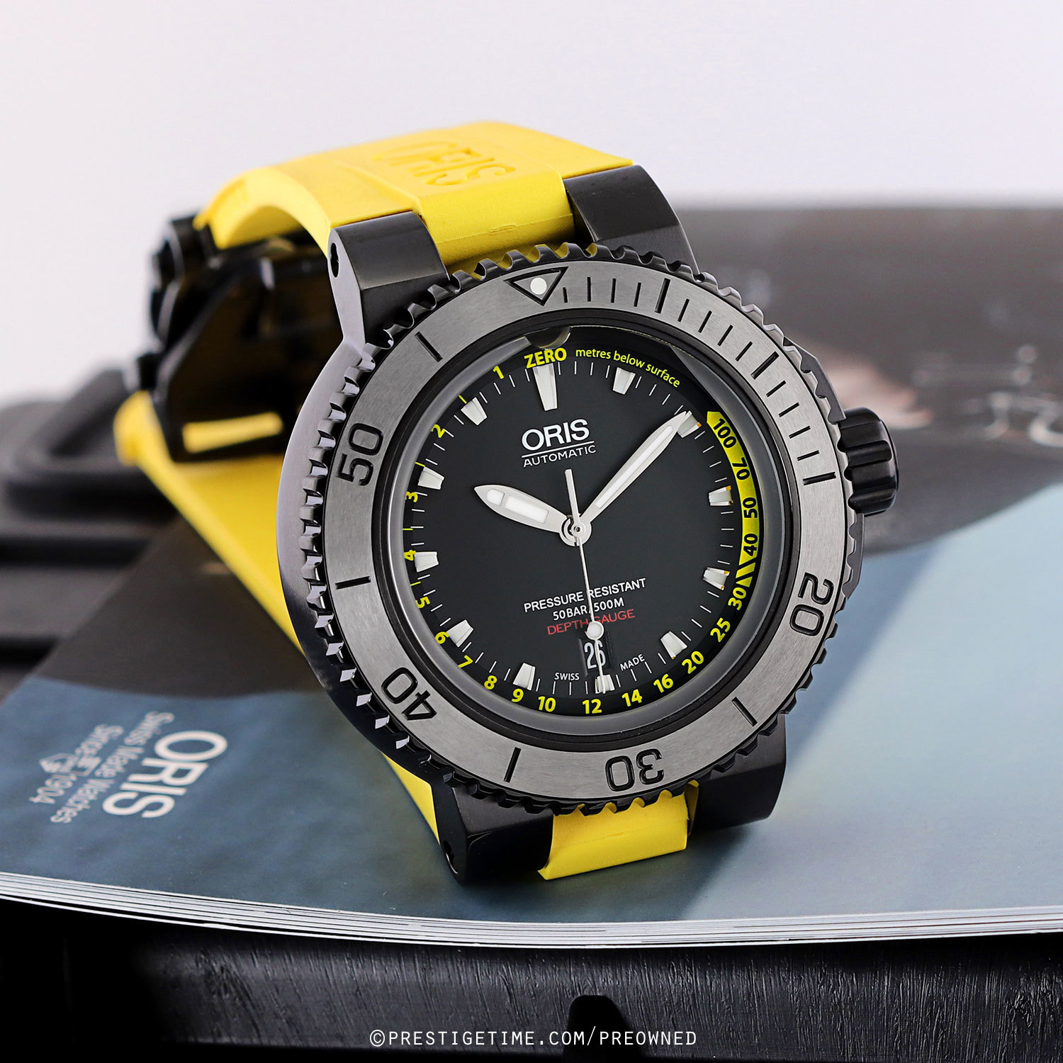Preowned Oris Aquis Depth Gauge 46mm 01 733 7675 4754Set RS