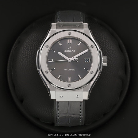 Pre-owned Hublot Classic Fusion Automatic 38mm 565.nx.7071.lr