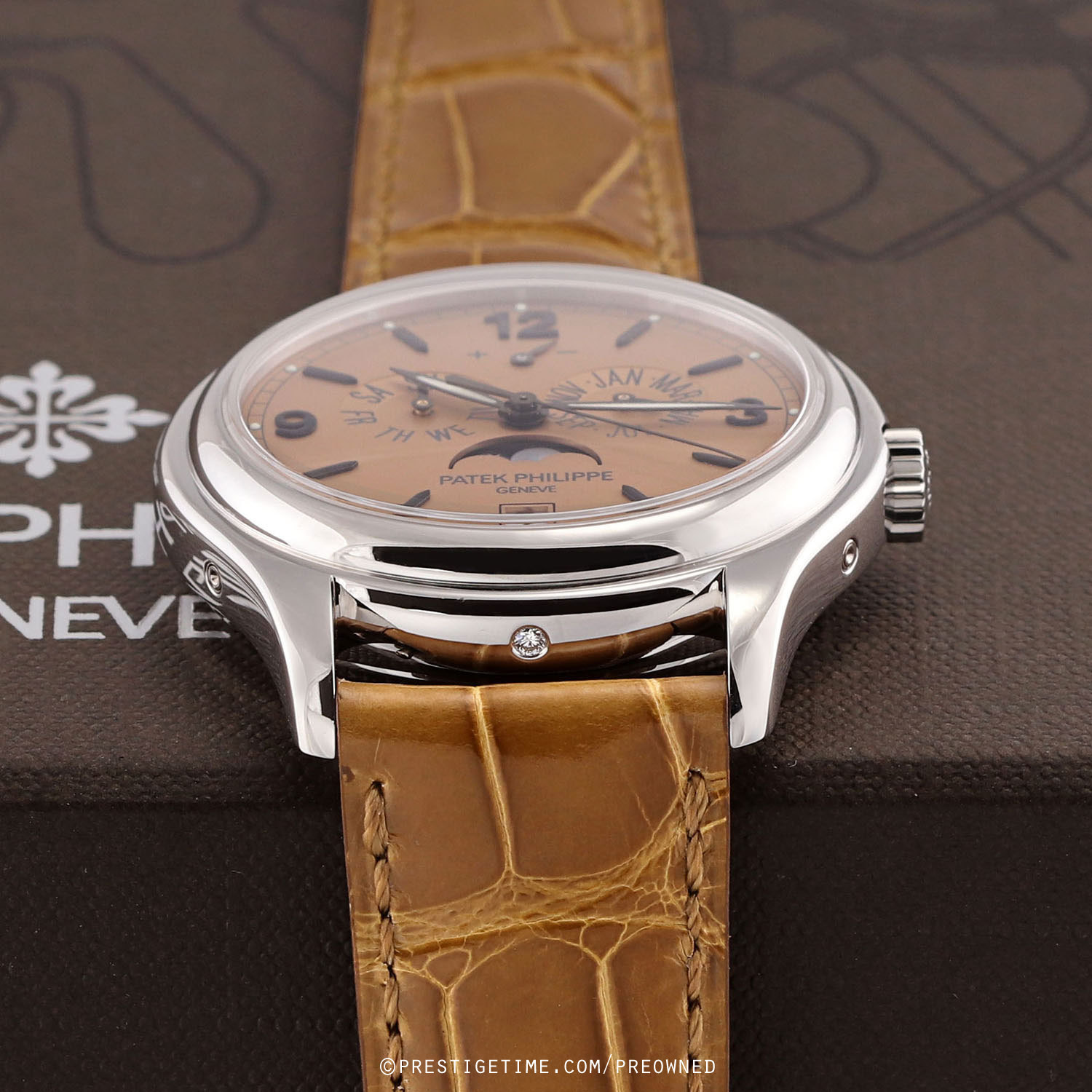 Pre-owned Patek Philippe Advanced Research Annual Calendar 39mm ON ...