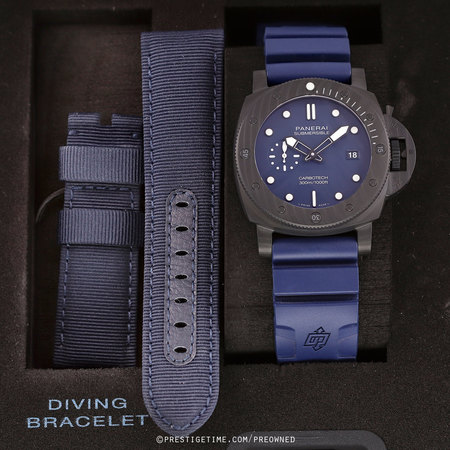 Pre-owned Panerai Submersible QuarantaQuattro 44mm pam01232