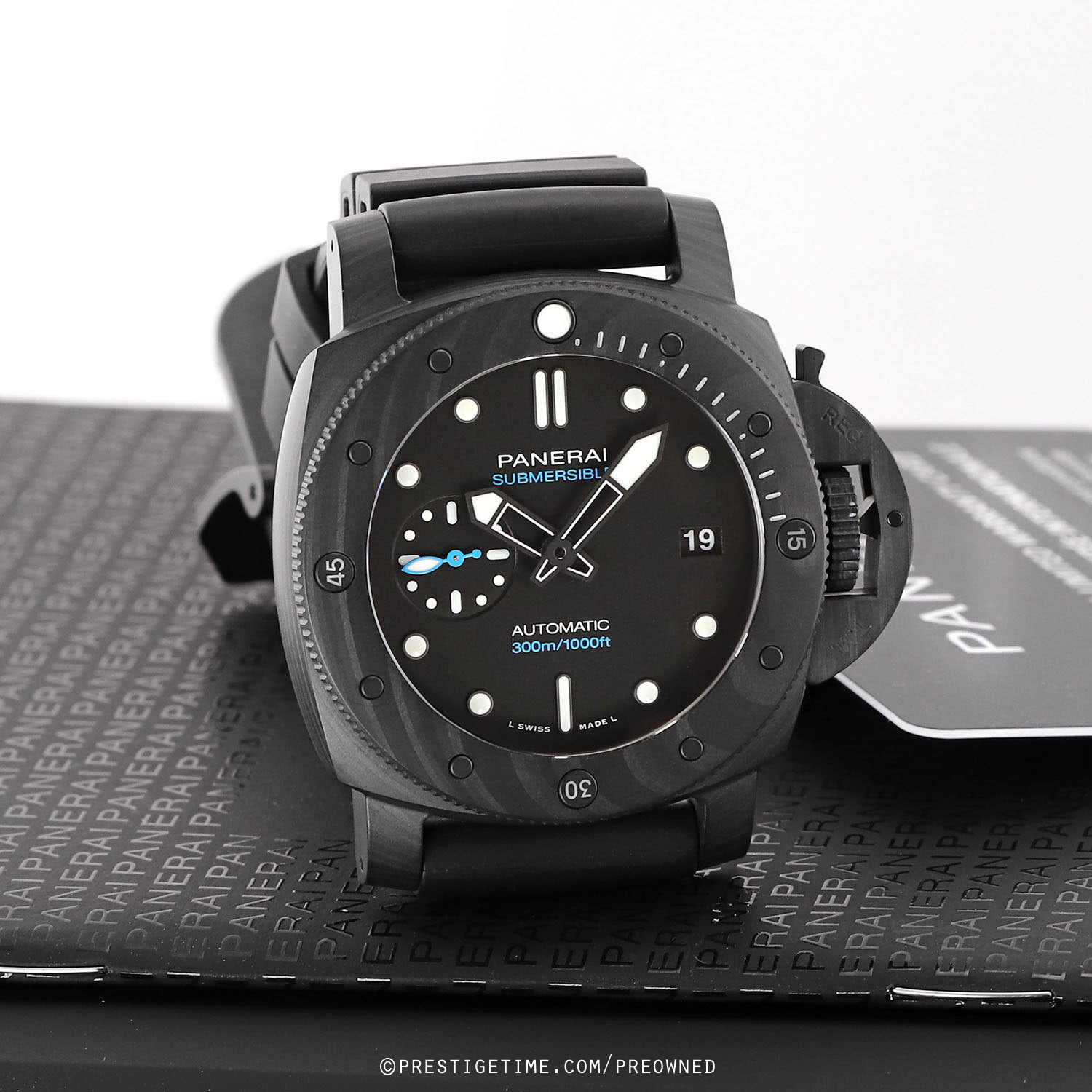 Pre-owned Panerai Submersible Carbotech 42mm pam01231