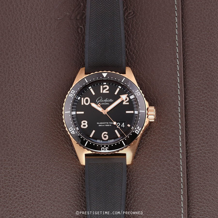 Pre-owned Glashutte Original SeaQ Panorama Date 43.2mm 1-36-13-03-90-33