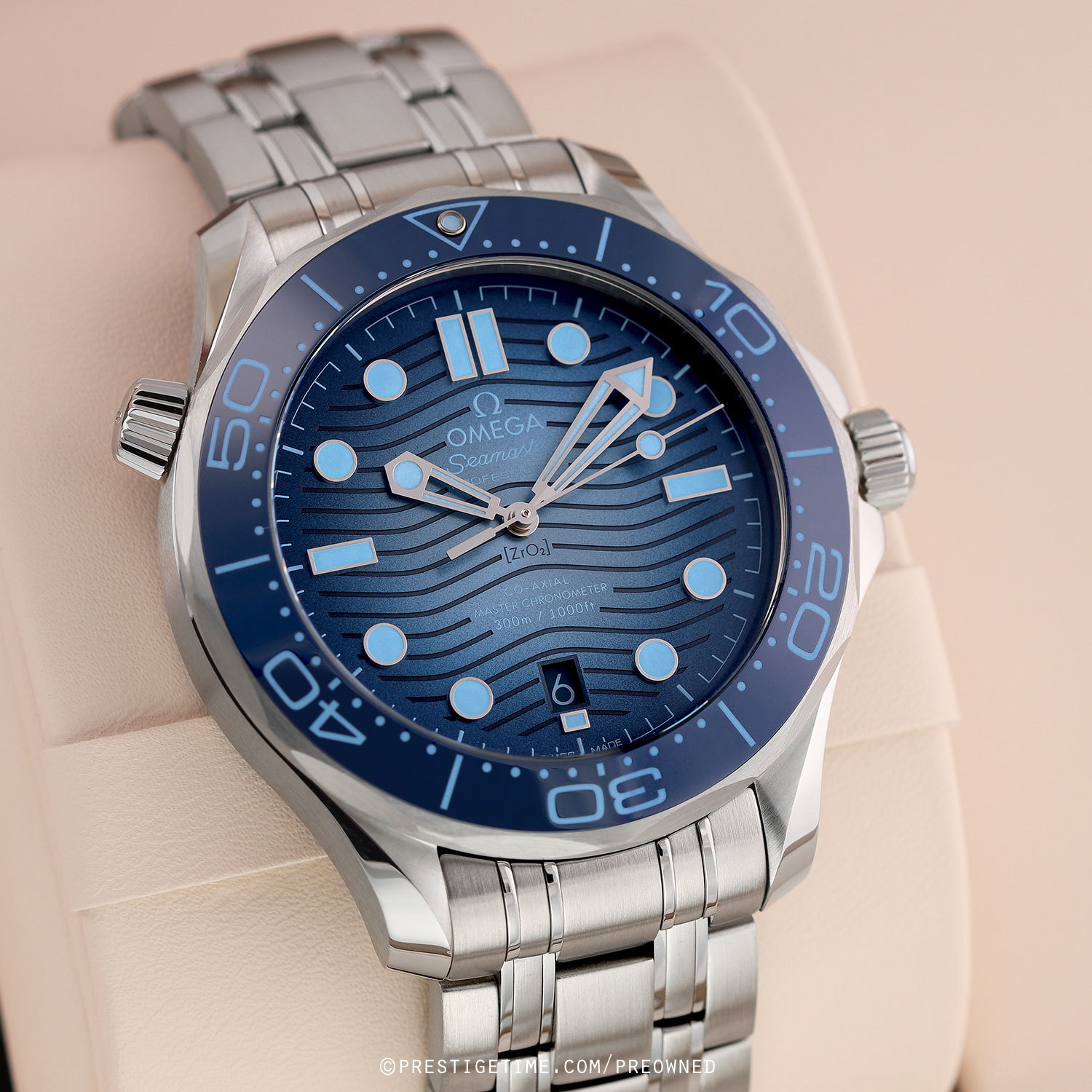 Pre-owned Omega Seamaster Diver 300m 42mm SUMMER BLUE - Main Image