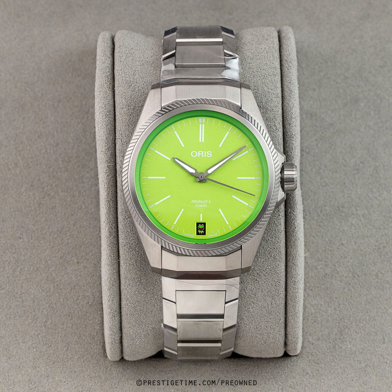Pre-owned Oris ProPilot X Kermit Calibre 400 39mm 01 400 7778 7157-Set