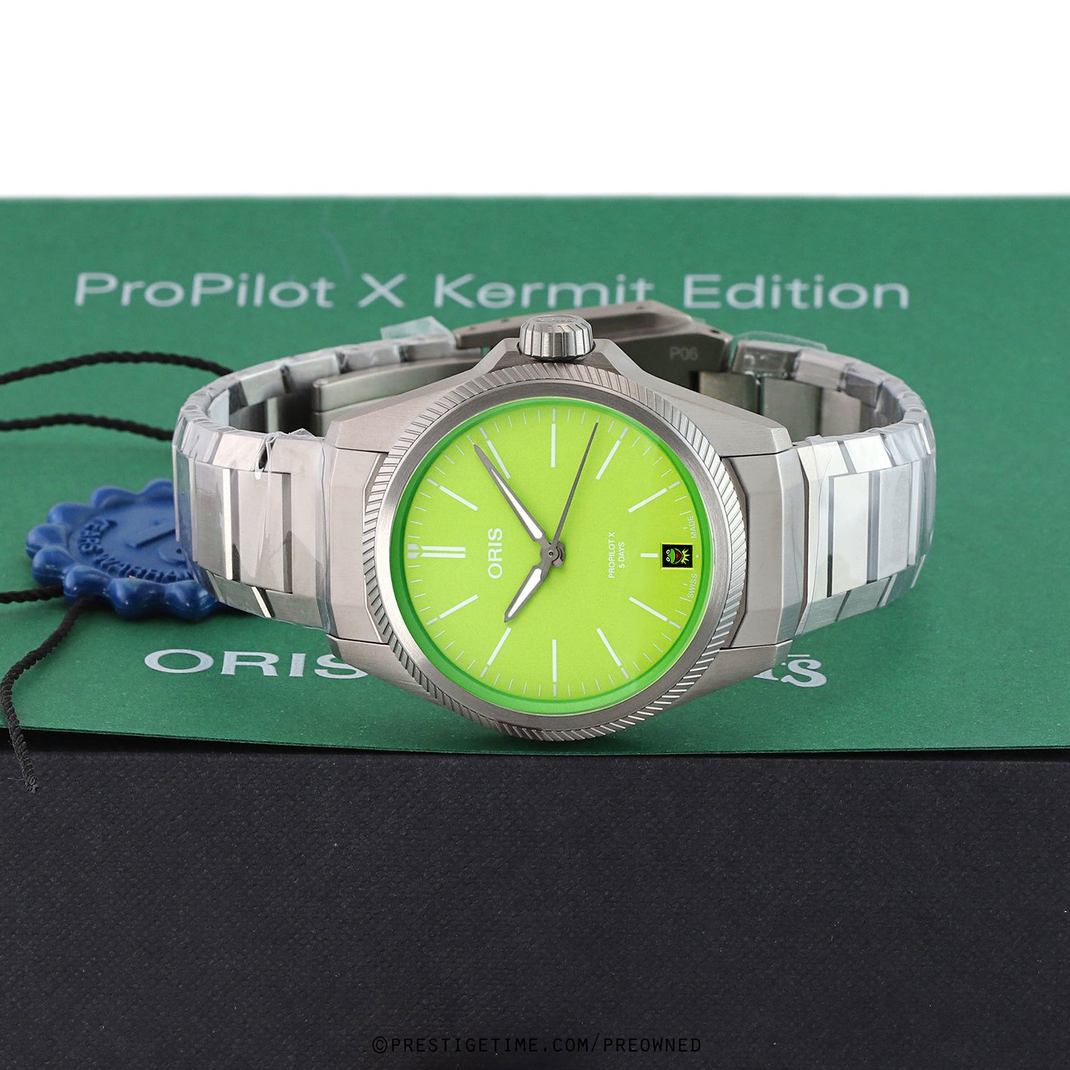 Pre-owned Oris ProPilot X Kermit Calibre 400 39mm 01 400 7778 7157-Set