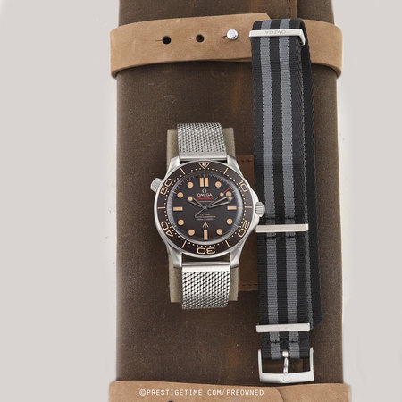 Pre-owned Omega James Bond 007 Seamaster Diver 300m 42mm 210.90.42.20.01.001