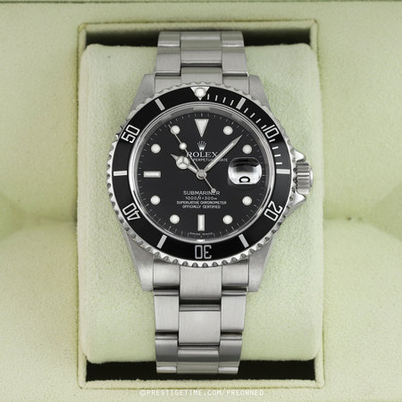 Pre-owned Rolex FACTORY SERVICED Submariner Date 40mm Z series 16610 T