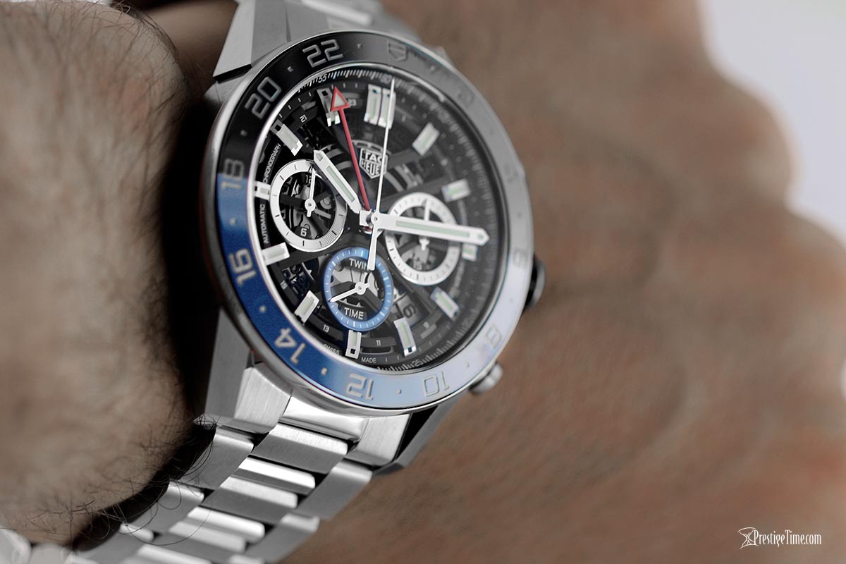 02 GMT Twin Time On The Wrist