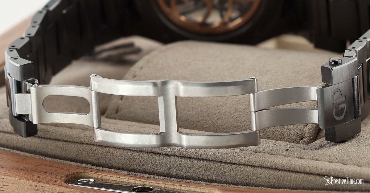 Girard Perregaux Laureato Skeleton Automatic 42mm Folding Buckle