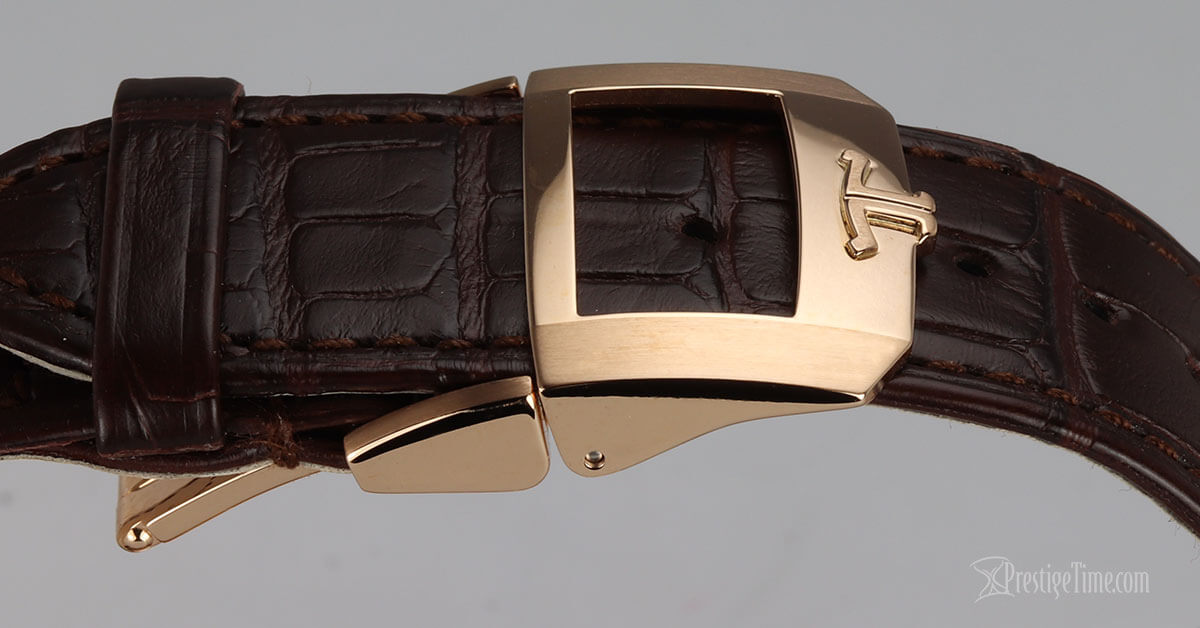 Brown leather JLC Strap with an 18kt rose gold deployant buckle