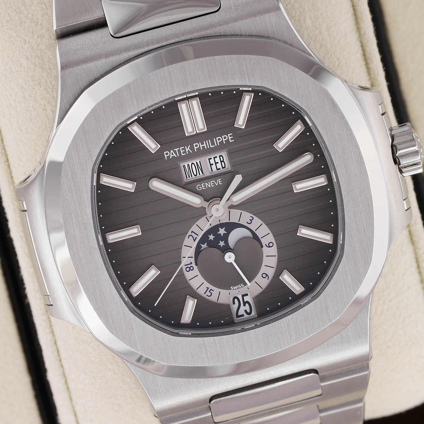 Patek Philippe 57261a 001 Nautilus Annual Calendar Moonphase 02