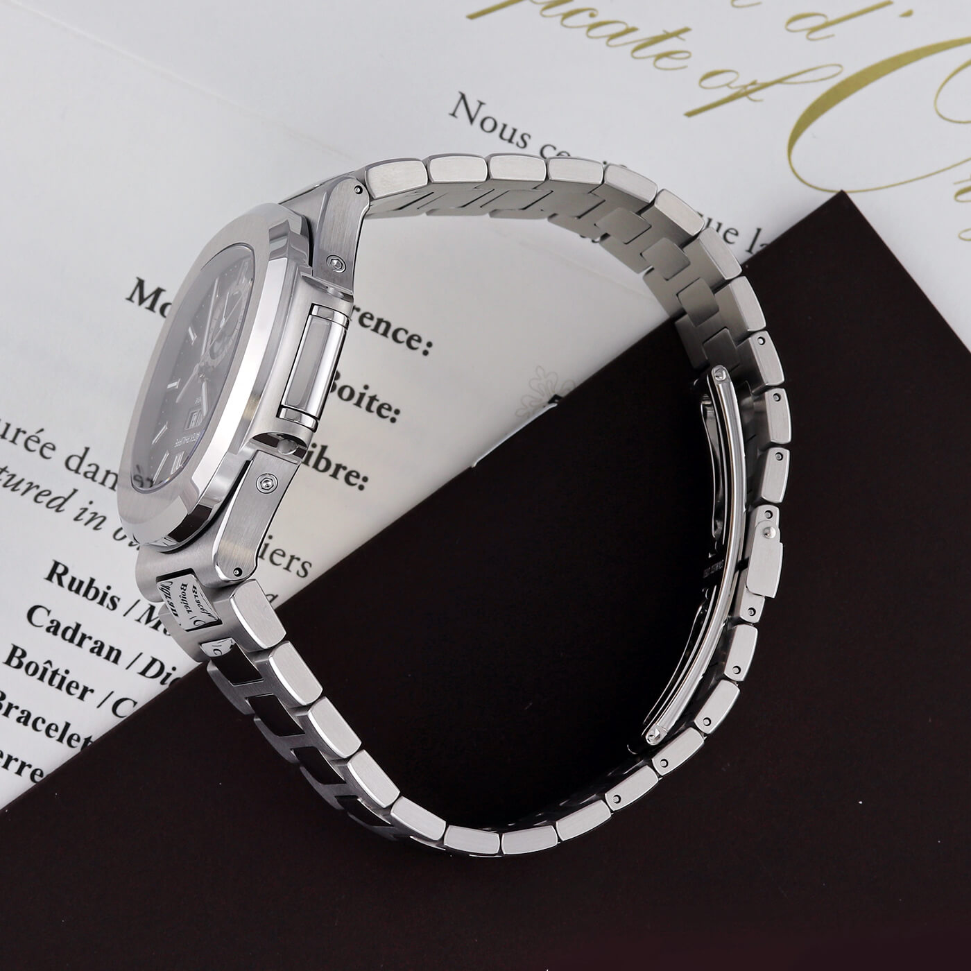 Patek Philippe 57261a 001 Nautilus Annual Calendar Moonphase 09