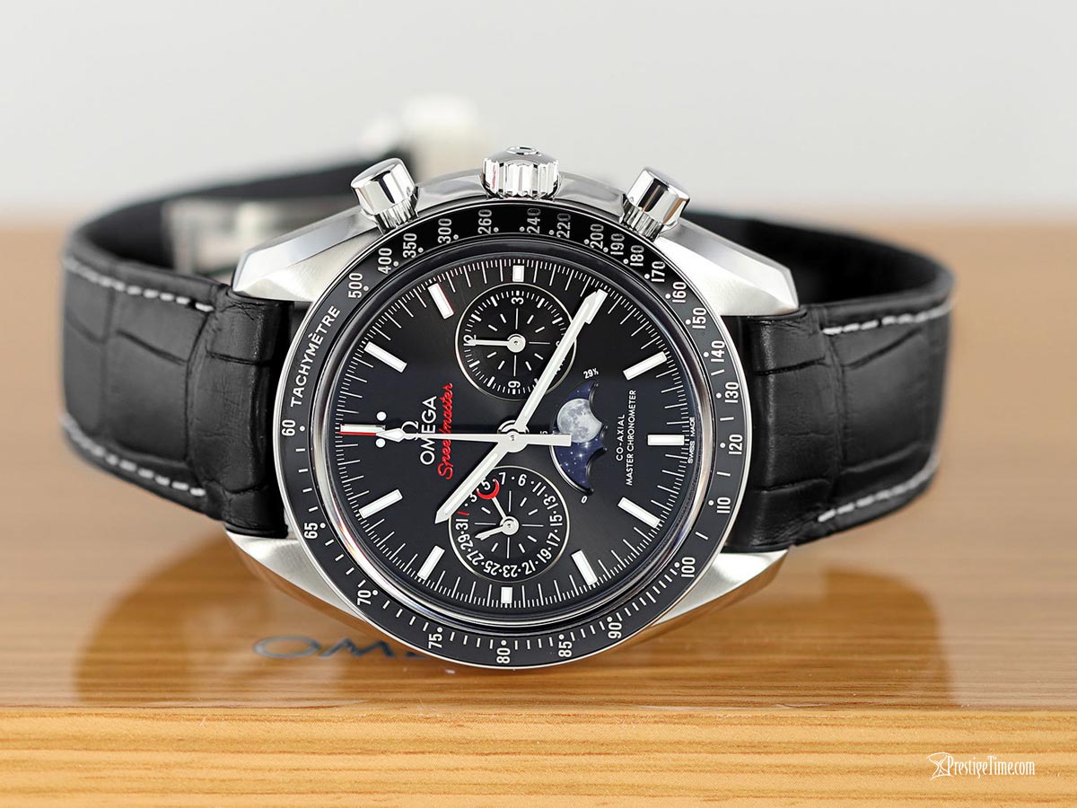 Review Omega Speedmaster Moonphase Master Chronometer Chronograph